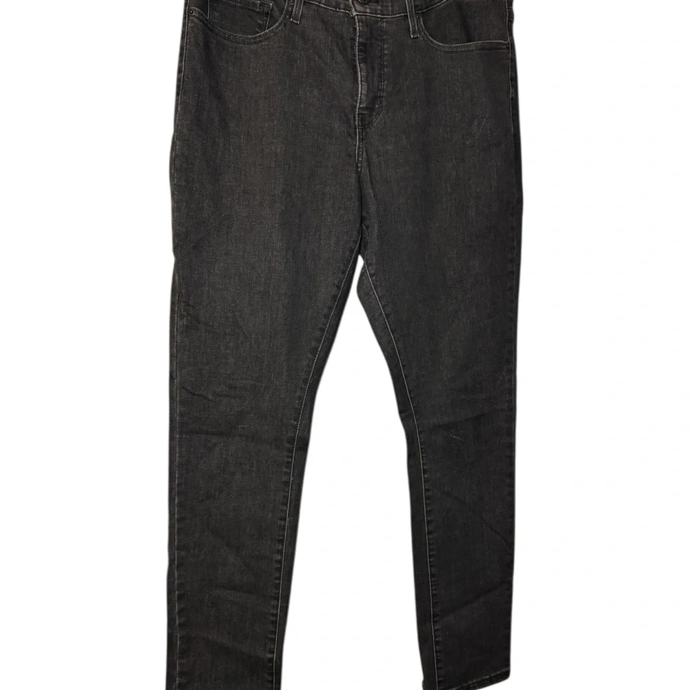 Levi’s Woman’s 311 shaping skinny Black/grayJeans size 32x30